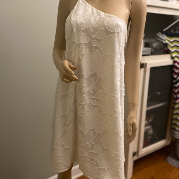 CROSBY BY‎ MOLLIE BURCH EMMA ONE SHOULDER DRESS - Picture 5 of 8